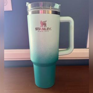 Stanley 40oz Quencher Target special Bay Ombre